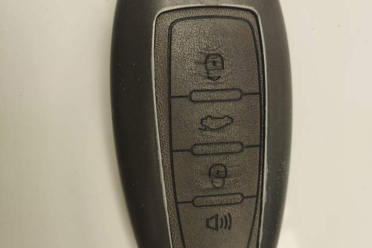 Used Haval M6 2019 1.5T DCT Two-Wheel Drive Elite Version China VI Standard Vehicle Key