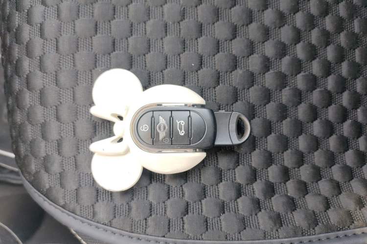Used MINI 2016 1.2T ONE Pioneer Edition Vehicle Key