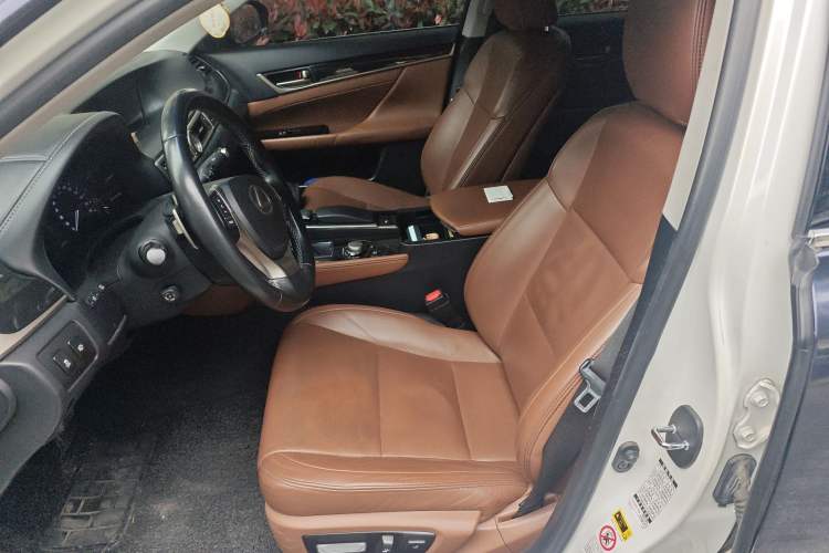 Used Lexus GS 2014 300h Premier Edition
