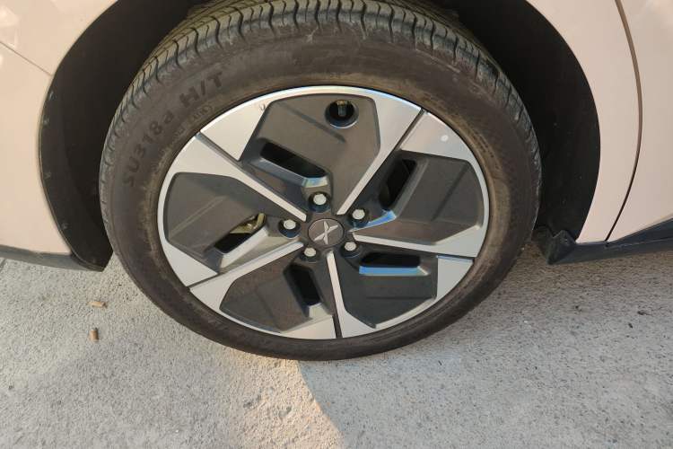 Used XPeng MONA M03 2024 620 with Ultra-Long Range
