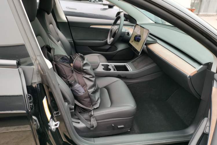 Used Tesla Model 3 2022 Rear-Wheel-Drive Version