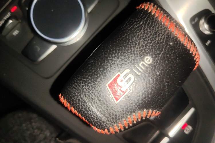 Used Audi A4L 2018 30th Anniversary Edition 40 TFSI Fashion Model