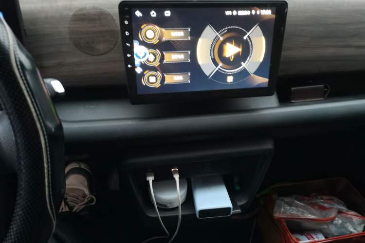 Used Ruichi EC75 2025 Intelligent Driving Ultra-Charging Version Pioneer II Type 50.1 kWh
