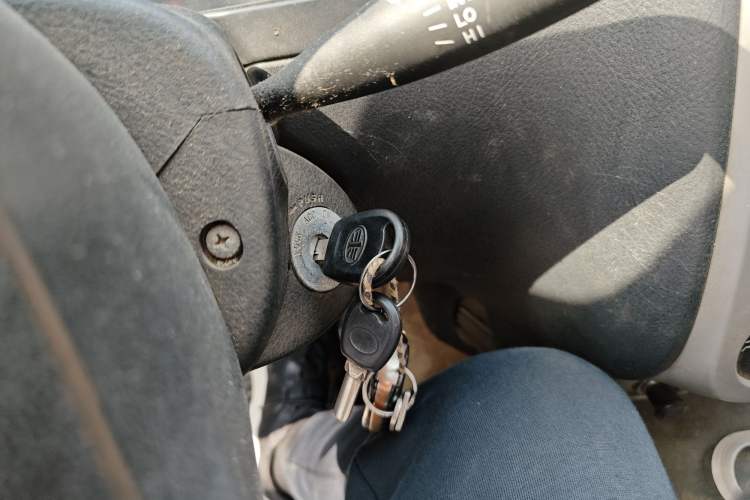 Used FAW Senya S80 2011 1.5L Manual 5-Seater Urban Elite Edition