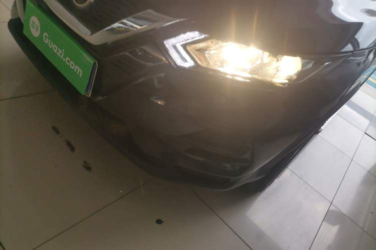 Used Nissan Qashqai 2023 Classic 2.0L CVT XV Comfort Edition Left Front Headlight