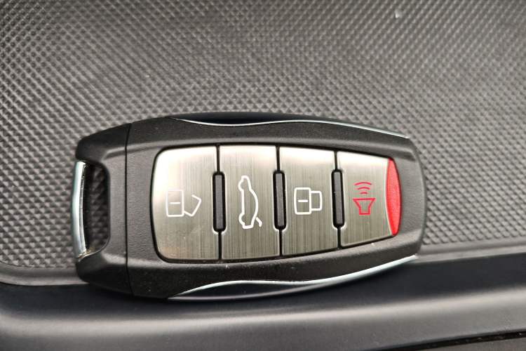 Used Haval F7 2020 2.0T Two-Wheel Drive i-Active
