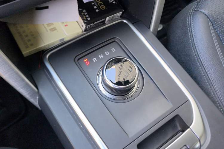 Used Land Rover Discovery Sport 2019 240 PS HSE Version China V Standard