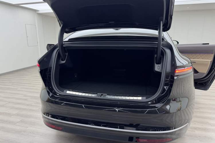 Used Nio ET9 2025 100kWh Signature Edition