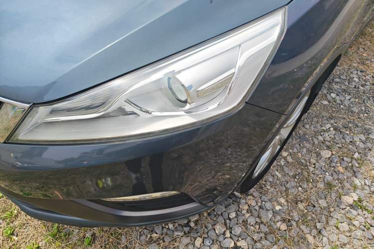 Used Geely Auto Emgrand GS 2016 Elegant Edition 1.8L Manual LingShang Model Left Front Headlight