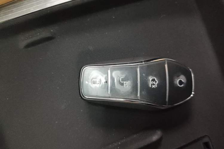 Used BYD Song L DM-i 2024 112 km Beyond Edition Vehicle Key