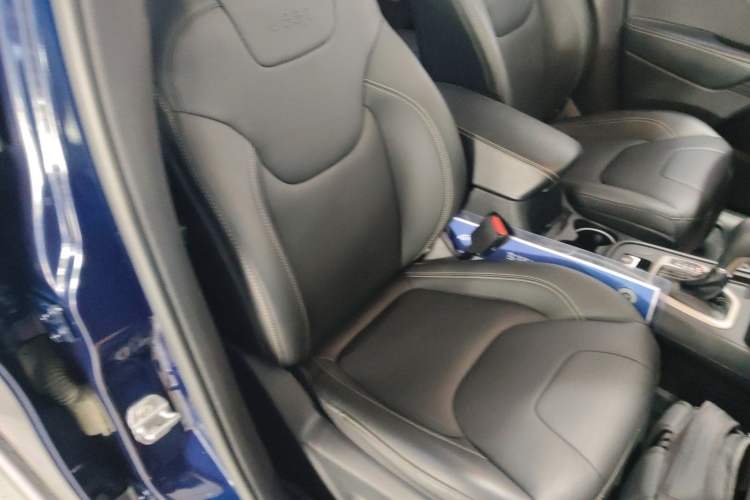 Used Jeep Cherokee 2017 2.0L Superior Edition