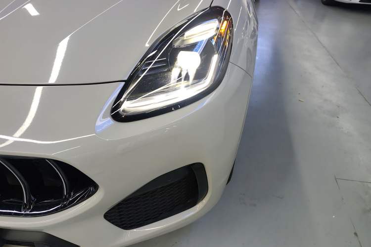 Used Maserati Grecale 2023 2.0T GT Left Front Headlight