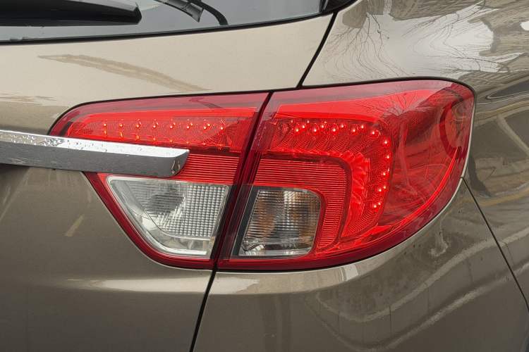 Used Buick Envision 2017 28T Four-Wheel Drive Elite Model
