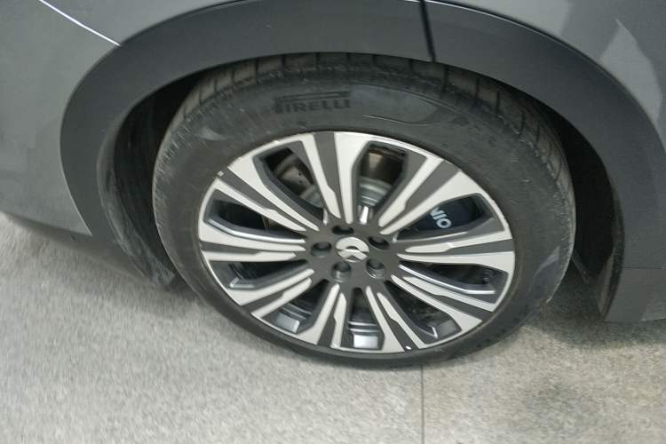 Used Nio ES8 2024 75 kWh Executive Edition