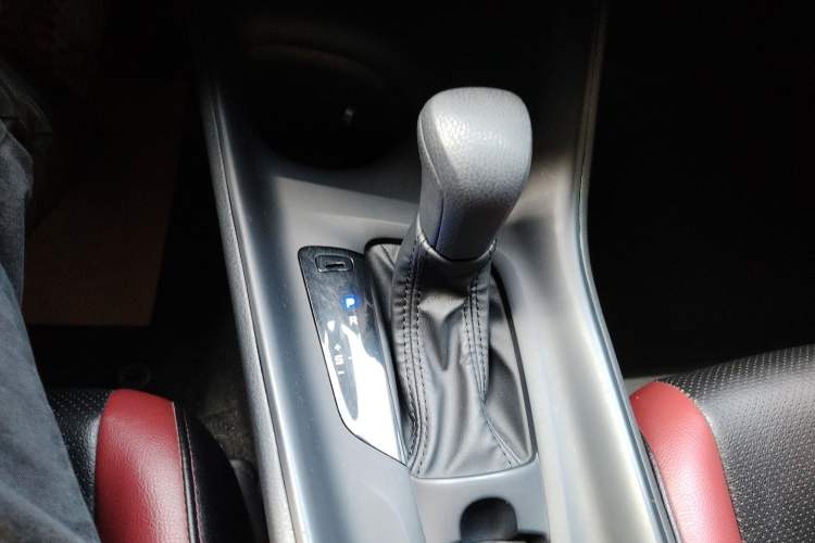 Used Toyota IZOA 2021 Dual-Motor 2.0L Yi Xing Edition