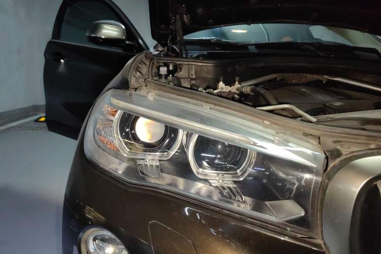 Used BMW X6 2017 xDrive35i Leading Model Right Front Headlight