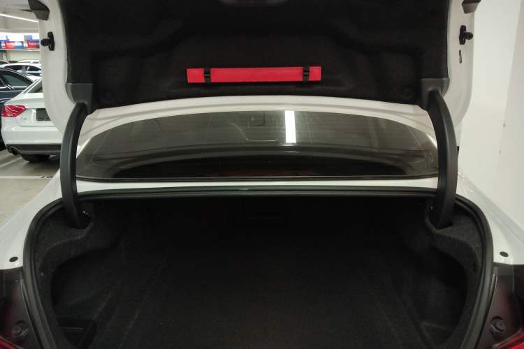 Used Volvo S60 2023 B4 Zhiyuan Luxury Edition
