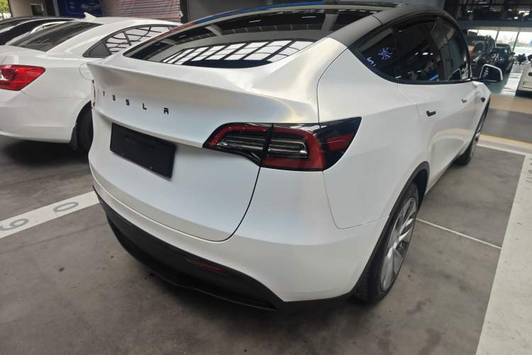 Used Tesla Model Y 2022 Rear-Wheel-Drive Version
