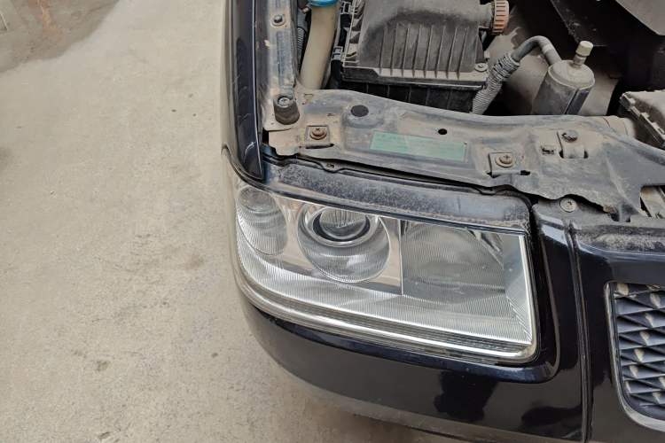 Used Volkswagen Santana Vista 2010 1.6L Manual Comfort Version
