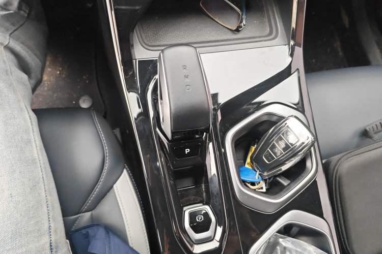 Used Geely Auto FX11 2023 1.5TD DCT Glory Edition
