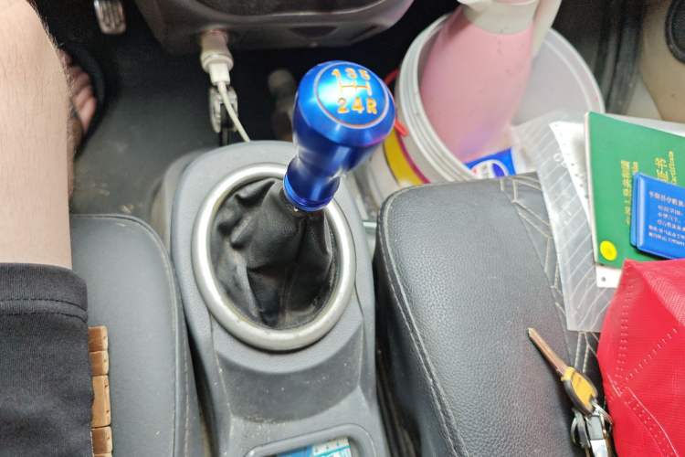 Used BAIC Weiwang 306 2011 1.3L base model 7 seats
