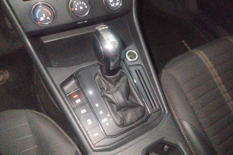 Used Volkswagen Lavida 2019 280TSI DSG Comfort Edition China VI standard
