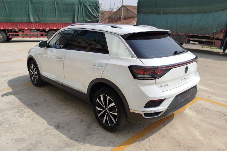 Used Volkswagen T-ROC 2024 280TSI DSG Two-Wheel-Drive Time Edition Exterior 2