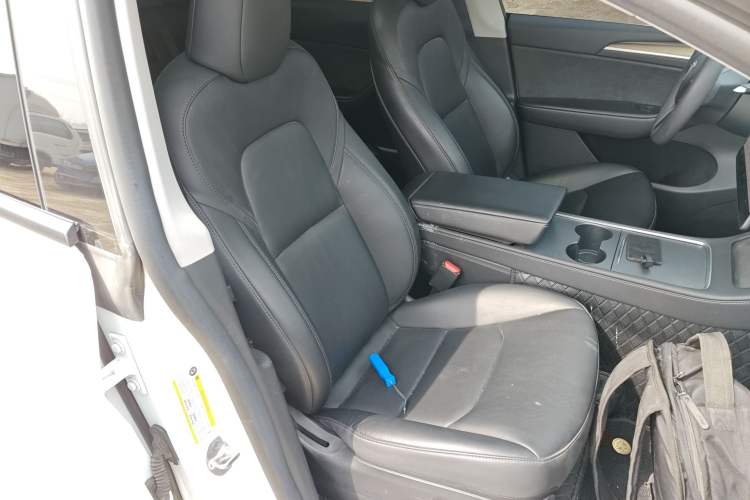 Used Tesla Model Y 2022 Rear-Wheel-Drive Version
