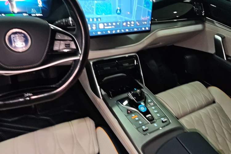 Used BYD Tang New Energy 2024 EV Champion Edition 635 km All-Wheel-Drive Flagship Model
