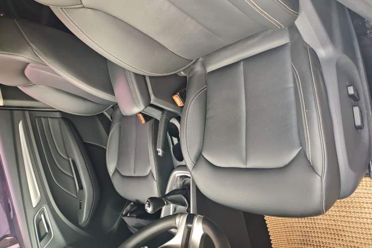 Used Roewe RX3 2018 1.6L Manual Flagship Edition