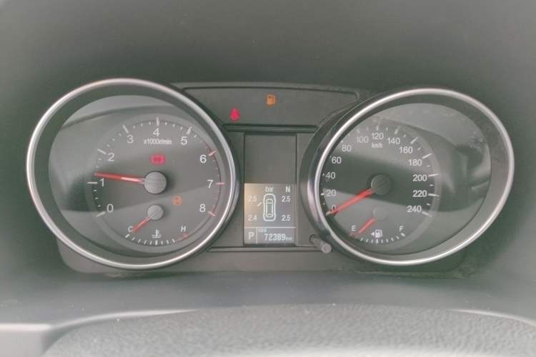 Used Haval M6 2019 1.5T DCT Two-Wheel Drive Value Edition China VI Standard Instrument Cluster