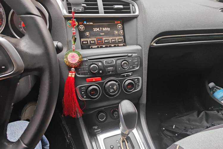 Used Citroen C4L 2014 1.8L Intelligent Drive Automatic Dynamic Model Audio And AC Panel