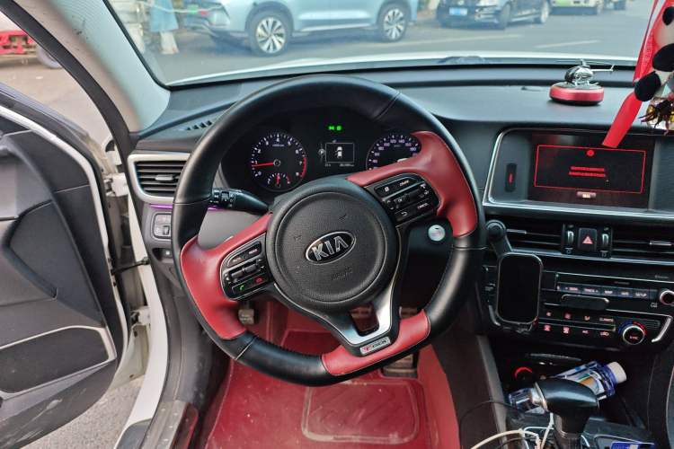 Used Kia K5 2016 1.6T Automatic LUX
