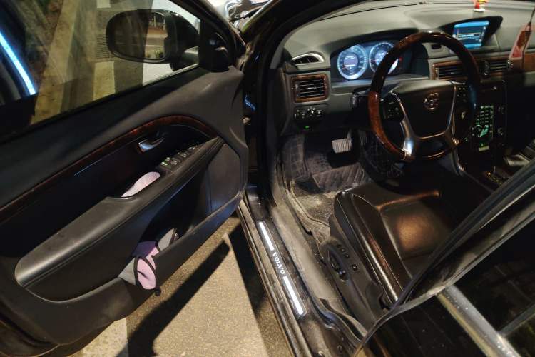 Used Volvo S80L 2012 2.0T T5 Luxury Edition