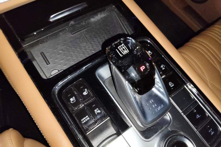 Used Tank 500 New Energy 2023 Hi4-T
