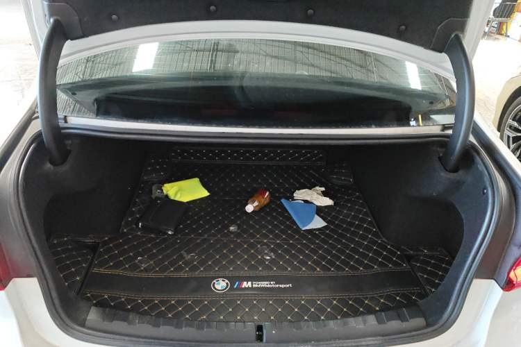 Used BMW 3 Series 2023 325Li M Sport Package