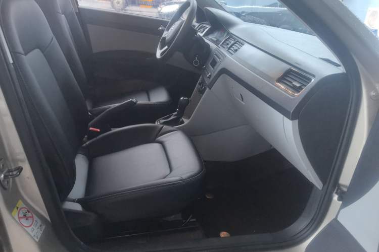 Used Skoda Rapid 2013 1.6L Automatic Smart Selection Model