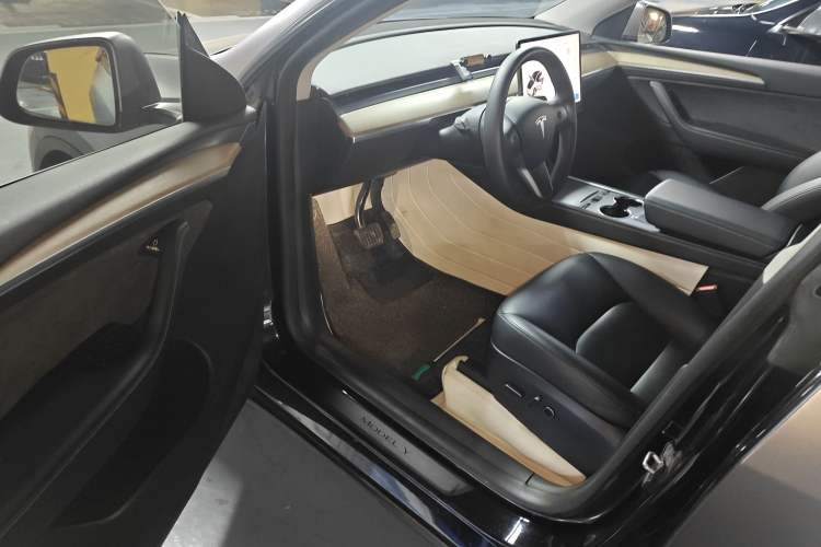 Used Tesla Model Y 2022 Revised Version Rear-Wheel Drive Driver Seat