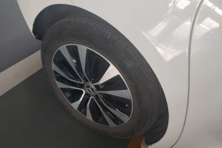 Used Mercedes-Benz B-Class 2022 Revised B 200 Dynamic Edition Right Rear Wheel Hub