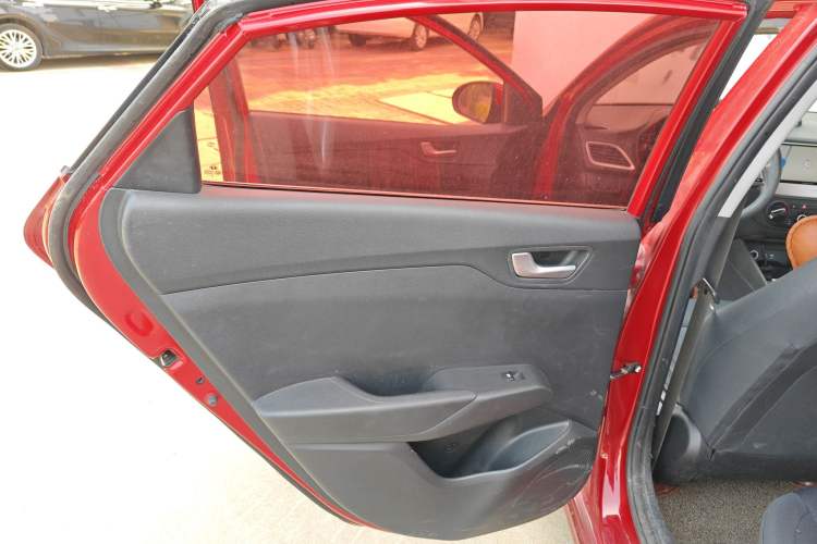 Used Hyundai Verna (new generation) 2016 1.4L Manual Cool Edition GLS