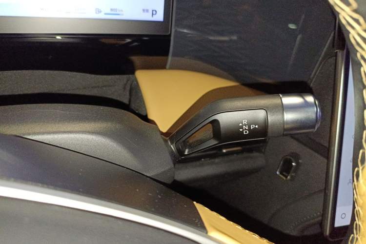 Used Geely Galaxy L7 2024 1.5T 115 km PLUS Dragon Edition