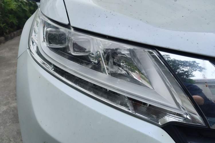 Used Honda Odyssey 2015 Updated Version 2.4L Smart Edition Right Front Headlight