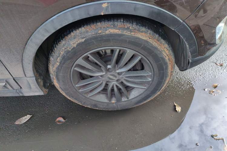 Used Chery Tiggo 5 2015 2.0L CVT Jiayue Edition Right Front Wheel Hub