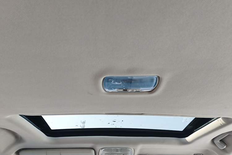 Used Haval H6 2016 Upgraded Model 1.5T Manual Two-Wheel Drive Urban Version
