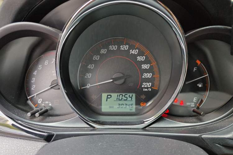 Used Toyota YARiS L Zhi Xuan 2020 X-Trail X 1.5L CVT Luxury Edition
