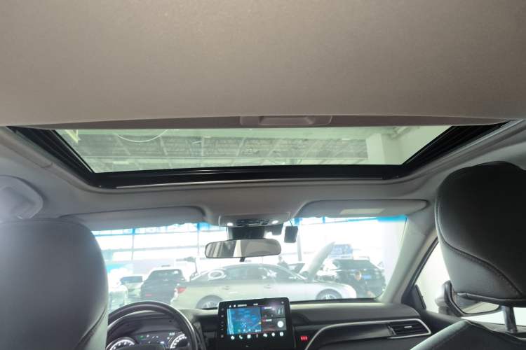 Used Toyota Camry 2021 2.0G Luxury Edition