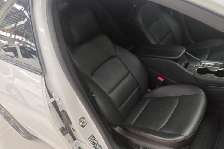 Used Chevrolet Malibu XL 2019 Redline 550T Automatic RuiLian Edition Right Front Seat