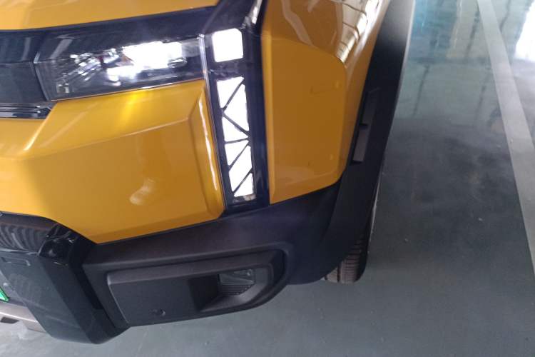 Used Chery Fulwin X3L 2025 Model 205 All-Wheel Drive High-Energy Edition Left Front Headlight