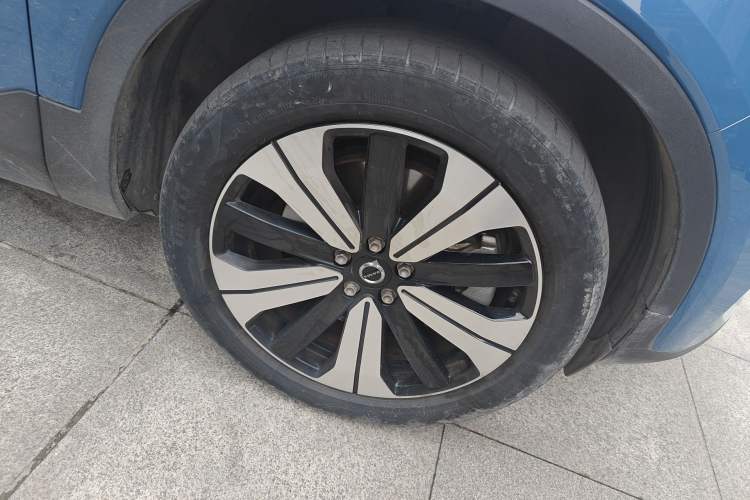 Used Volvo C40 2022 Long-Range Version
