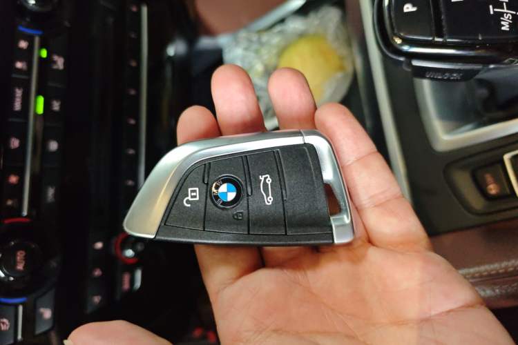 Used BMW X6 2019 xDrive35i M Sport Package Vehicle Key